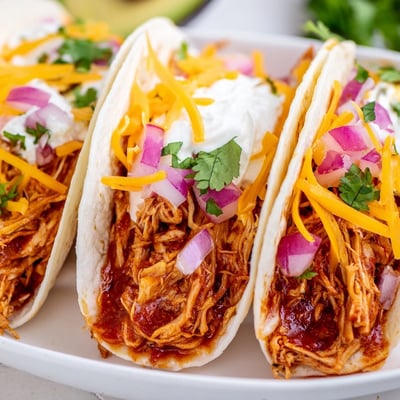 Slow Cooker Shredded Chicken Tacos